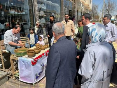 برگزاری طرح کارگاه گردی و آشنایی گردشگران با هنر سفالگری در لالجین