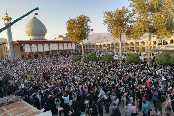 حرم شاهچراغ (ع)؛ میزبان «همایش اقتدار بسیجیان فارس» - خبرگزاری مهر | اخبار ایران و جهان