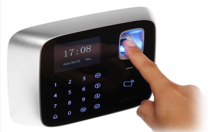 مقایسه قیمت اکسس کنترل آنلاین و آفلاین