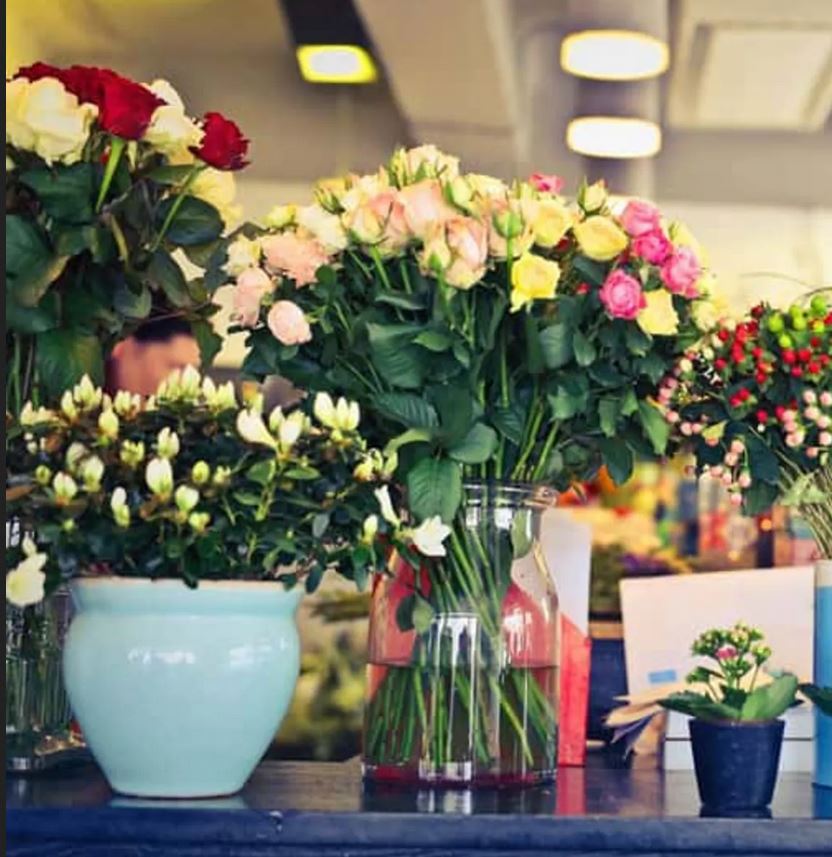خرید گل در سعادت آباد